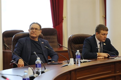 Александр Гаськов и Артем Лобков приняли участие в заседании областной санитарно-противоэпидемической комиссии
